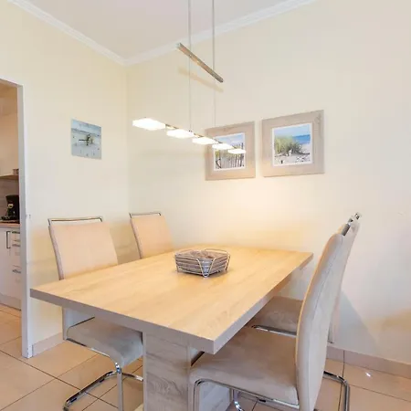 Apartment Trafalgar 253