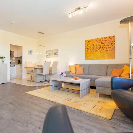 Apartment Trafalgar 253